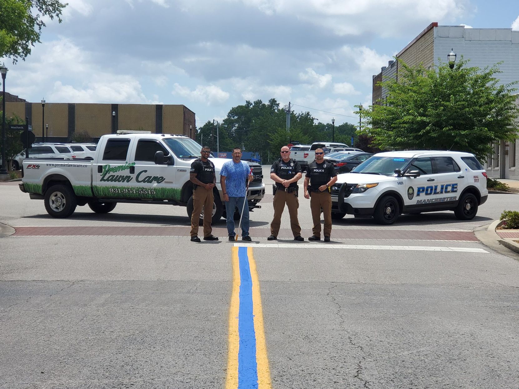 ‘Thin blue line’ shows support to MPD